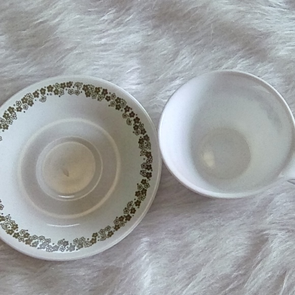 CORELLE VINTAGE 3 sets Crazy Daisy Spring Blossom Hook Handle Cup Saucer - Picture 2 of 3